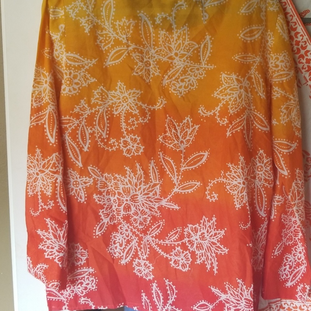 Blouses (3) - image 4